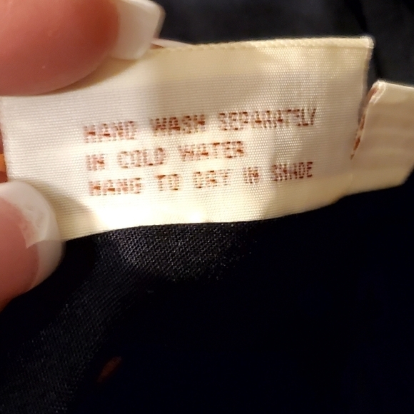 SERENDIPITY SHAWL/WRAP - Picture 6 of 7